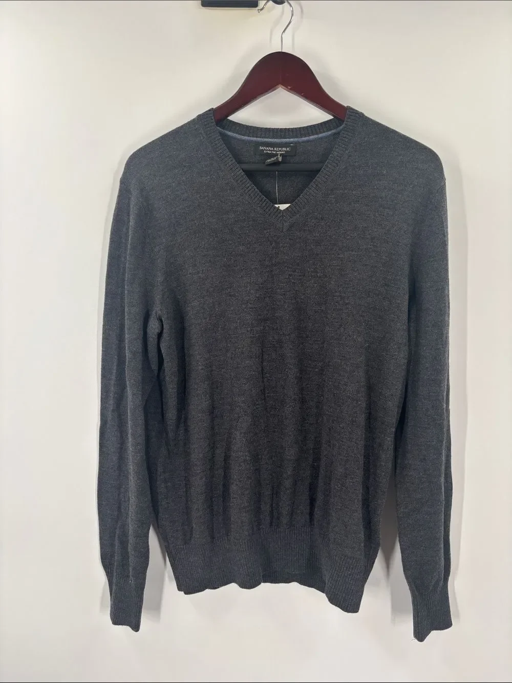 Banana Republic Merino Wool Sweater Men’s Size Medium New with Tags